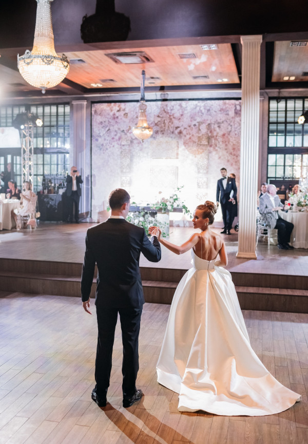 Нежная свадьба Артемия и Софии