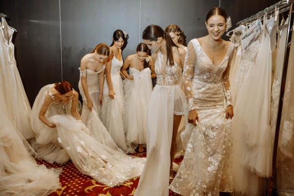 Trunk Show Helena Kolan: свадебная мода из