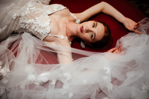 Trunk Show Helena Kolan: свадебная мода из