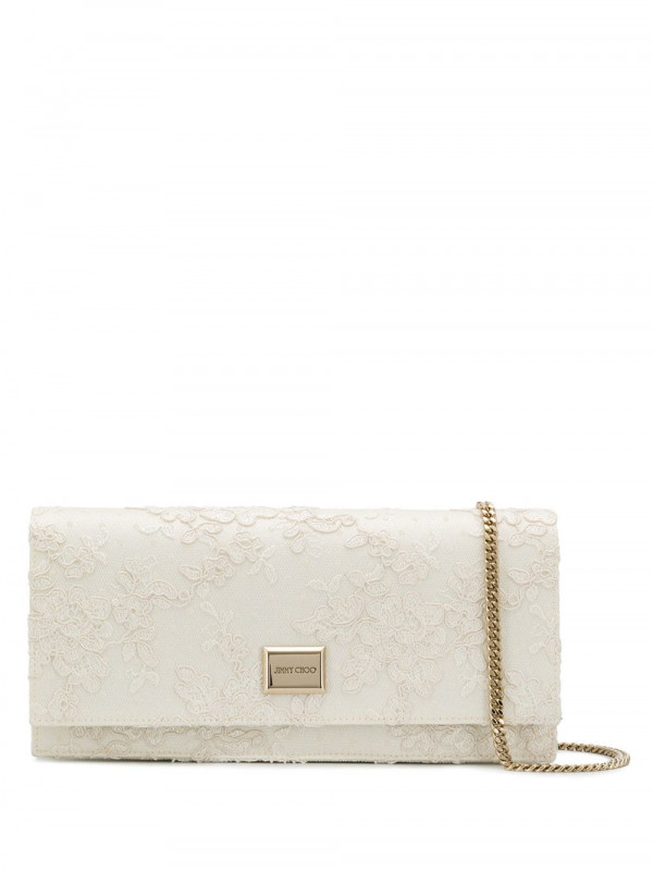 10 клатчей, которые красиво дополнят образ невесты