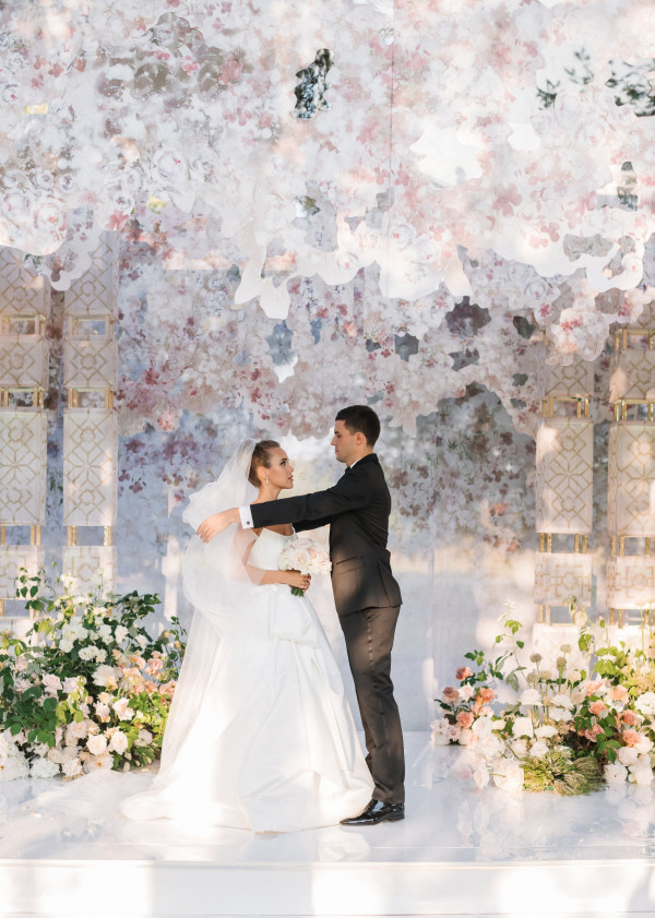 Нежная свадьба Артемия и Софии