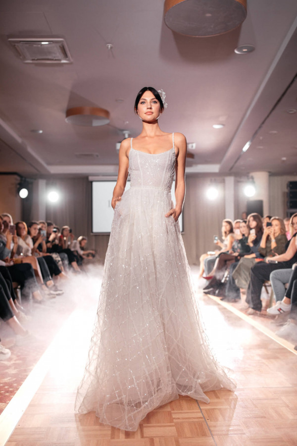 Trunk Show Helena Kolan: свадебная мода из