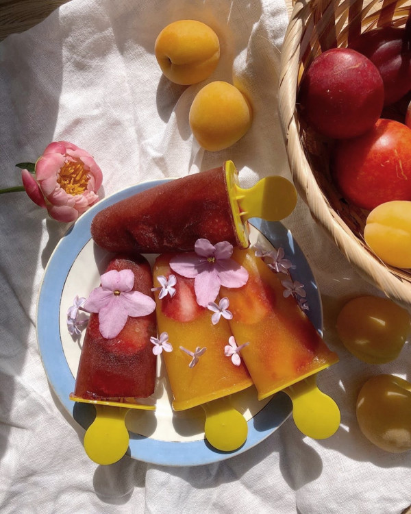 Миндальная галета, яблочный тарт и другие десерты