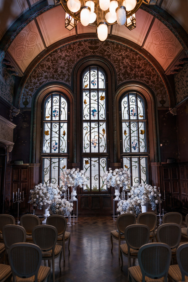 Нежная классическая свадьба в особняке Смирнова