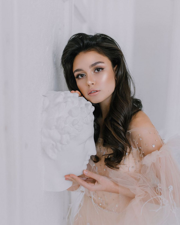 Свежо и естественно. 5 вариантов нюдового макияжа