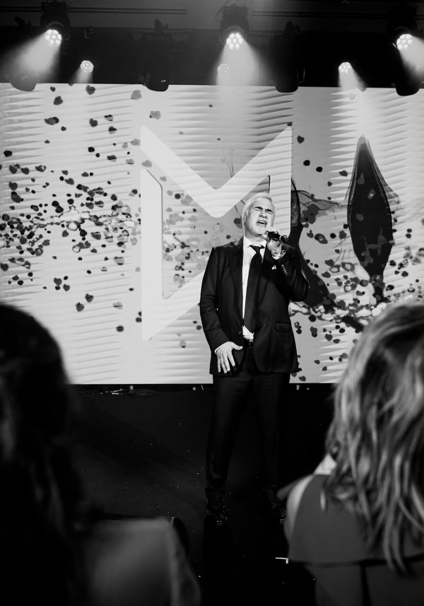 Роскошная свадебная церемония с видом на Кремль