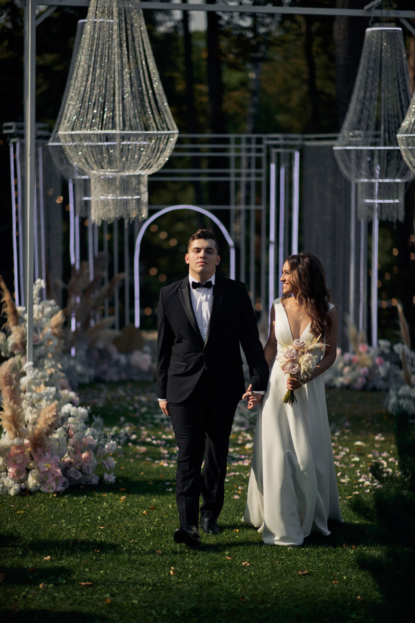 Вы хотите пожениться этим летом. Как успеть?