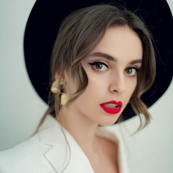 «Ради творчества я могу улететь хоть на