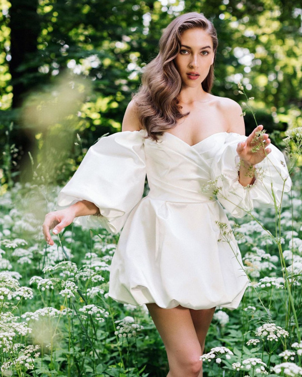 Короткие свадебные платья для беззаботных танцев