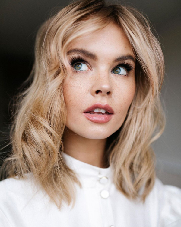 Свежо и естественно. 5 вариантов нюдового макияжа