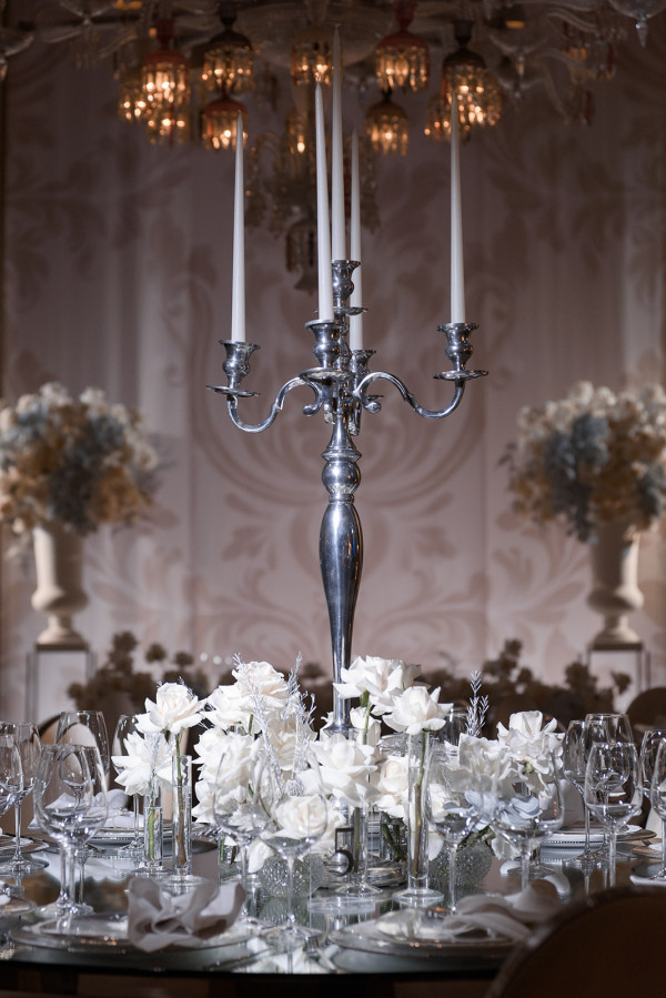 Нежная классическая свадьба в особняке Смирнова