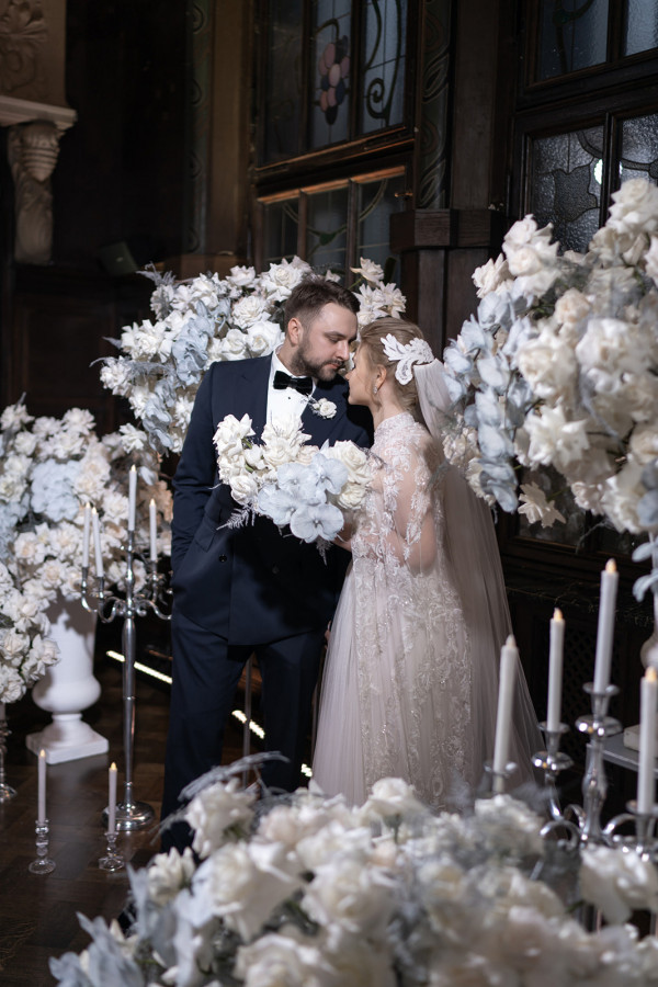 Нежная классическая свадьба в особняке Смирнова