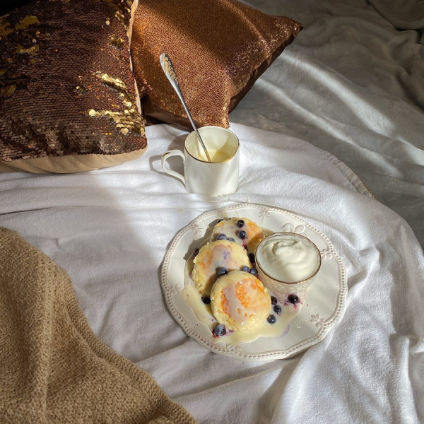 Миндальная галета, яблочный тарт и другие десерты