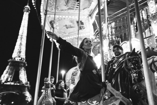 Предсвадебная съемка на улицах Парижа