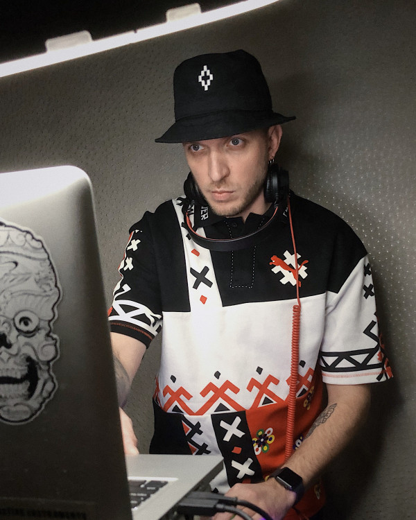 Диджеи Сергей Лосев