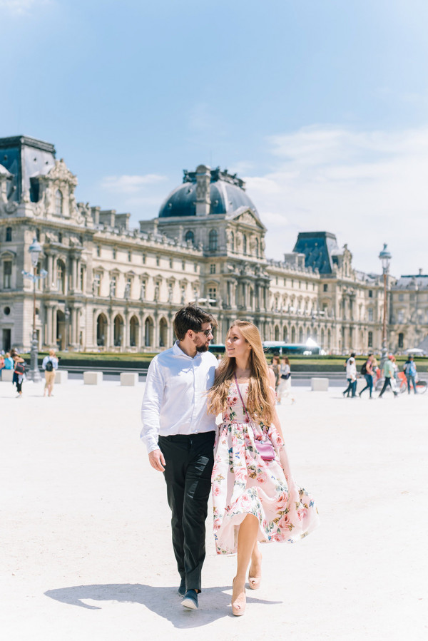 Предсвадебная съемка на улицах Парижа