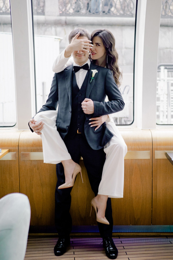 Камерная свадьба на яхте «Флотилия Radisson Royal»