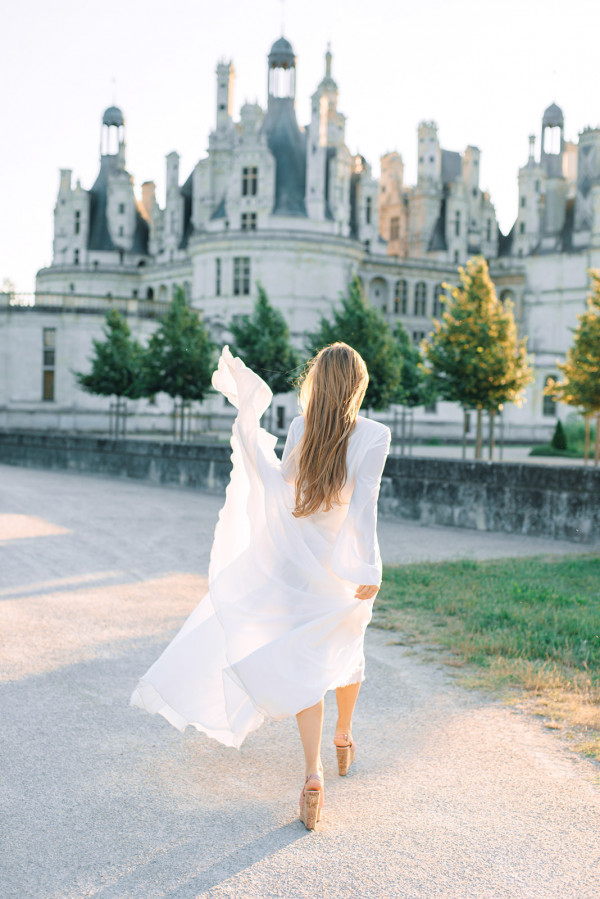 Предсвадебная съемка на улицах Парижа