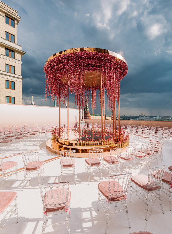 Роскошная свадебная церемония с видом на Кремль