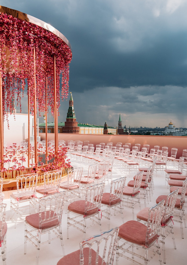 Роскошная свадебная церемония с видом на Кремль
