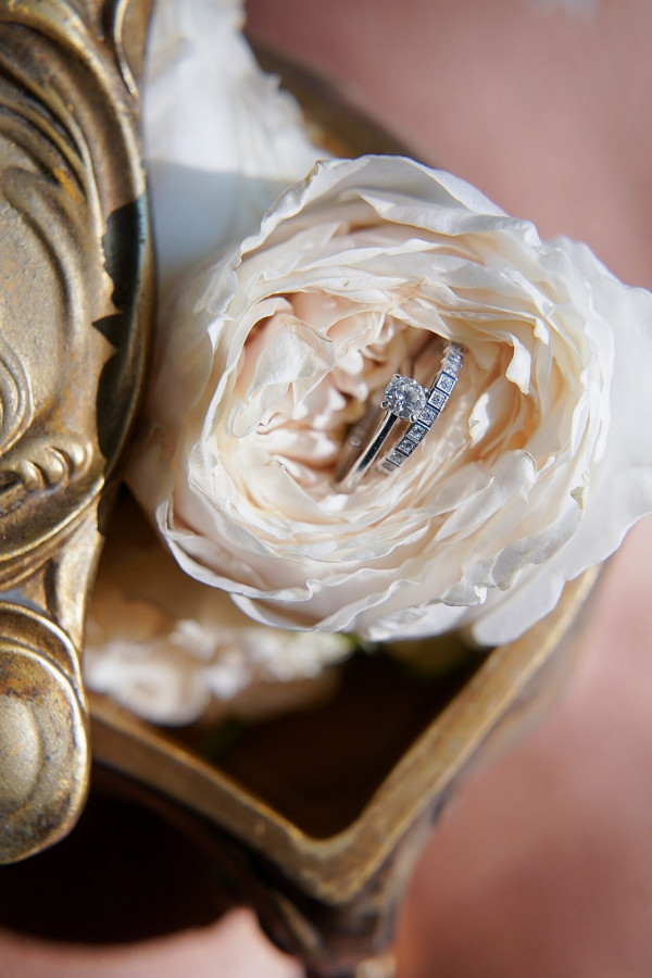 Космос, балет и невесомость в необычной свадьбе