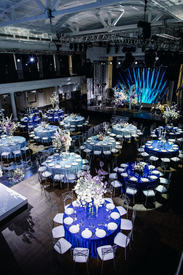 Космос, балет и невесомость в необычной свадьбе