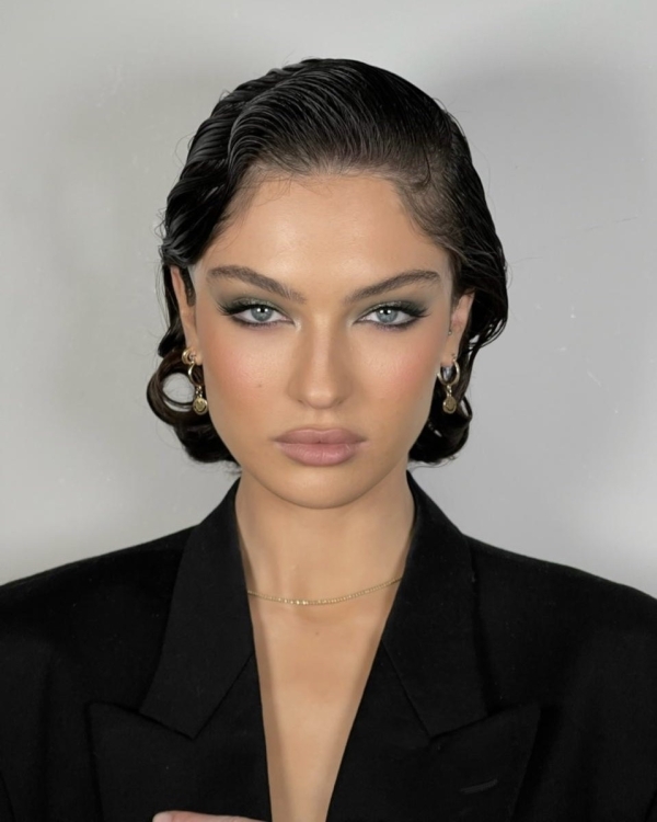 Как сделать «мокрую» укладку, которая будет держаться