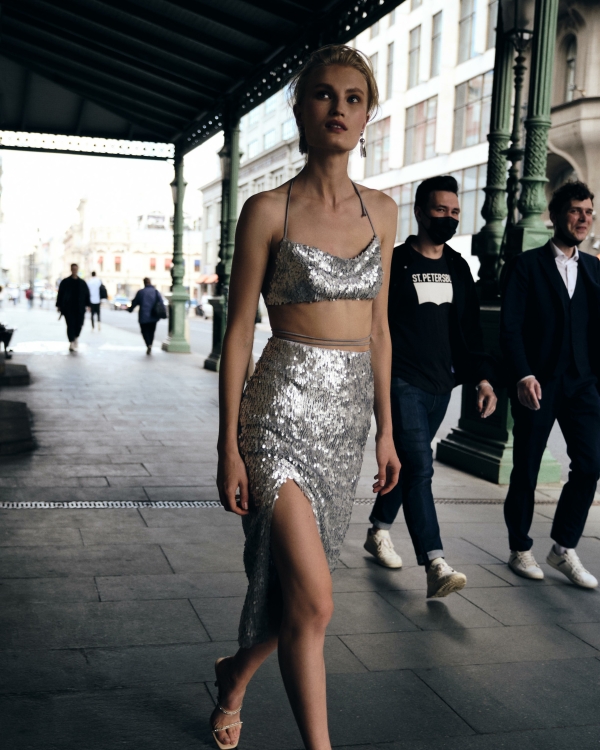 Кроп-топ — свадебный тренд 2022