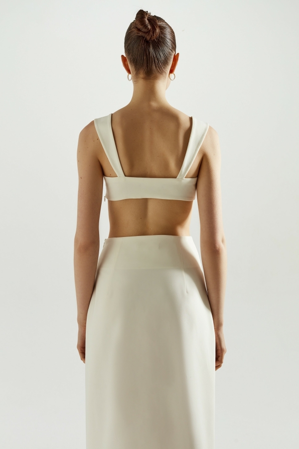 Кроп-топ — свадебный тренд 2022