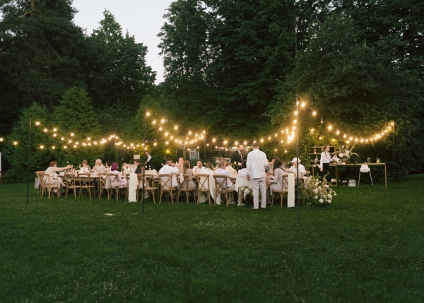 Утро в Four Season Lion Palace, роспись