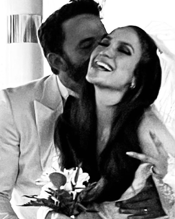 Дженнифер Лопес и Бен Аффлек поженились