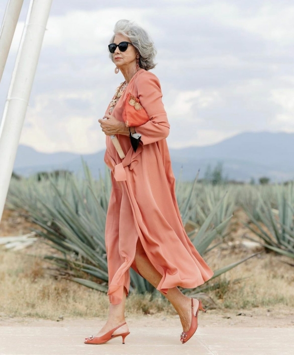 Как составить стильные anti-age образы для мам