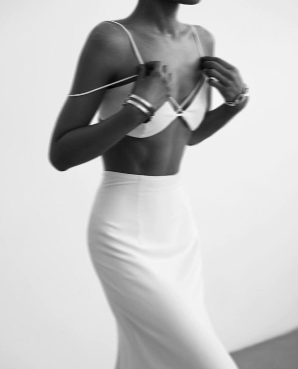 Кроп-топ — свадебный тренд 2022