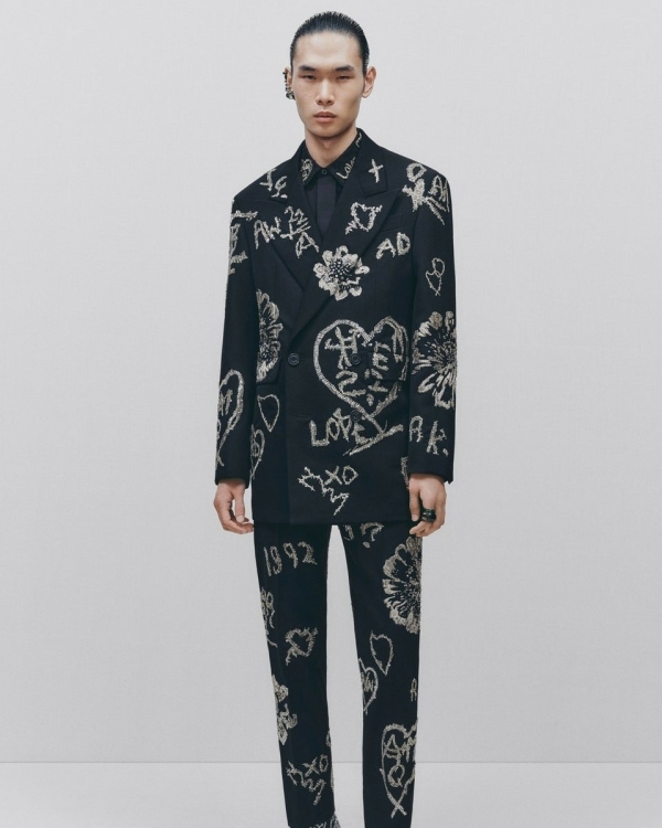 Образ жениха: тренды второй половины 2022 года