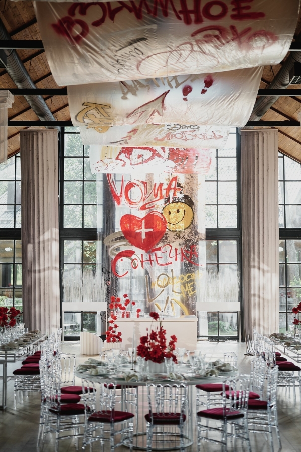 Любовь и другие приколы: одна из самых