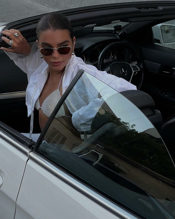 Кроп-топ — свадебный тренд 2022