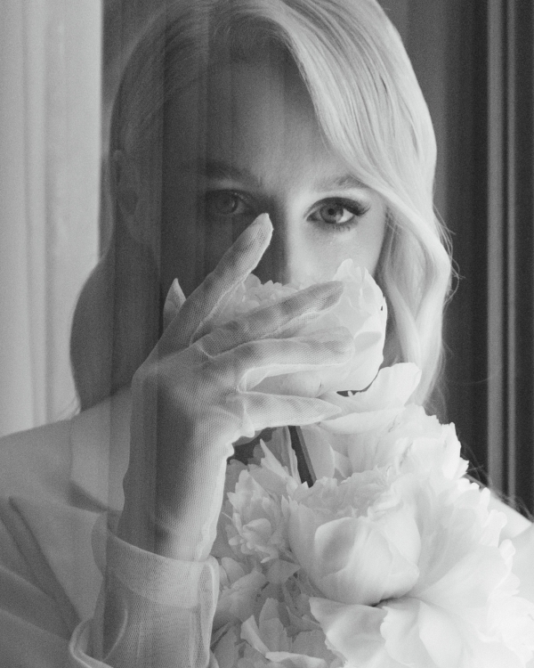 Утро в Four Season Lion Palace, роспись