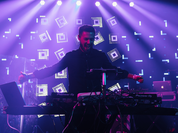 Диджеи Александр Детистов