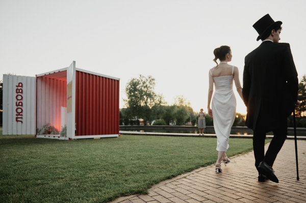 Любовь и другие приколы: одна из самых