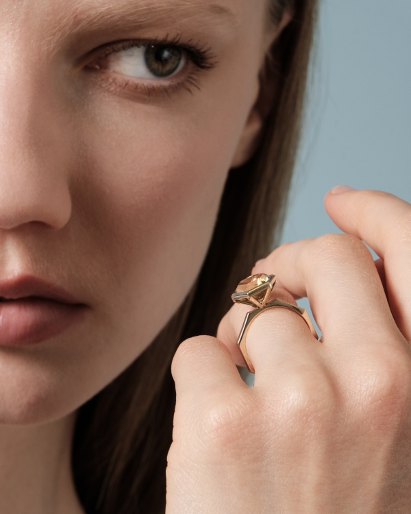 Стильные помолвочные и обручальные кольца, которые отражают