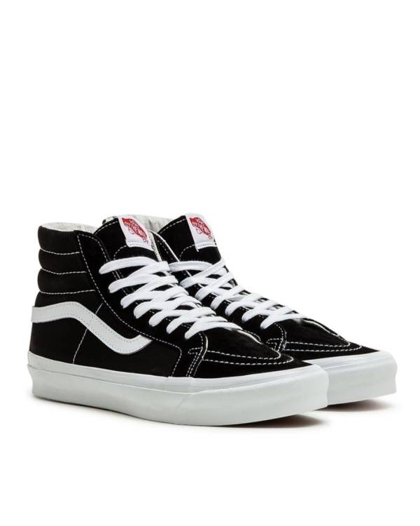 Где купить кеды в Москве?