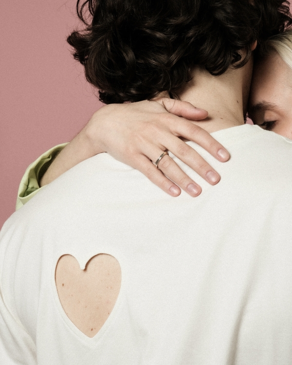 Стильные помолвочные и обручальные кольца, которые отражают