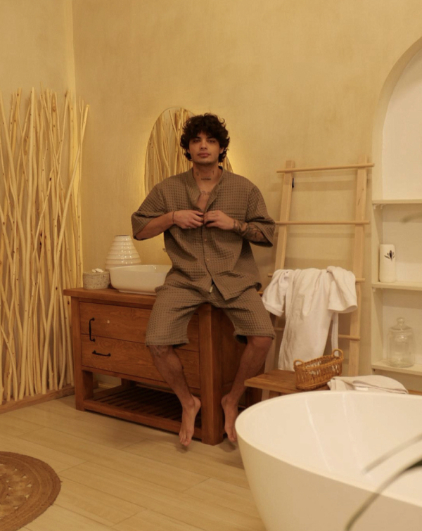 Утро жениха: стильные пижамы, кимоно и боксеры