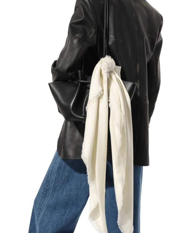 Вместо фаты: платки и банданы для невест