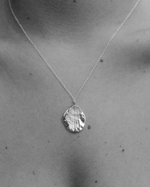 Самые модные пляжные украшения 2023