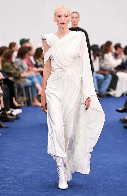 5 показов кутюрной Недели моды в Париже,