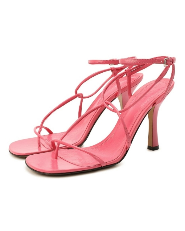 Образы для девичника в стиле Barbiecore