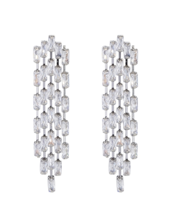 Серьги для образа невесты в 2023 году.