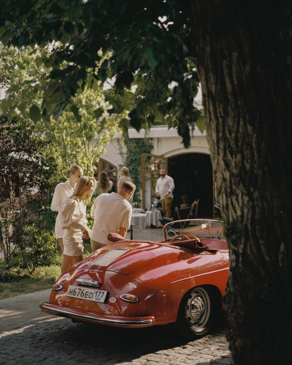 Интервью с невестой: о свадьбе после 10