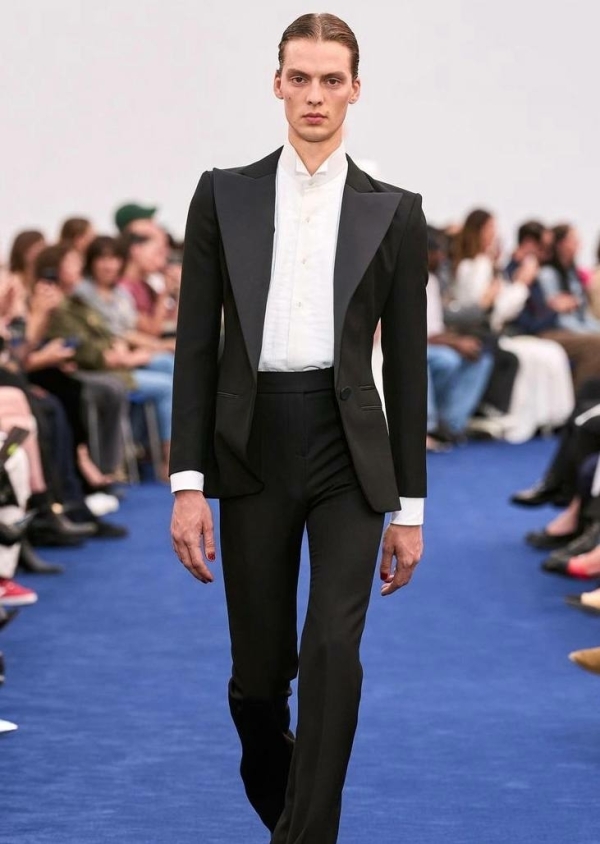 5 показов кутюрной Недели моды в Париже,